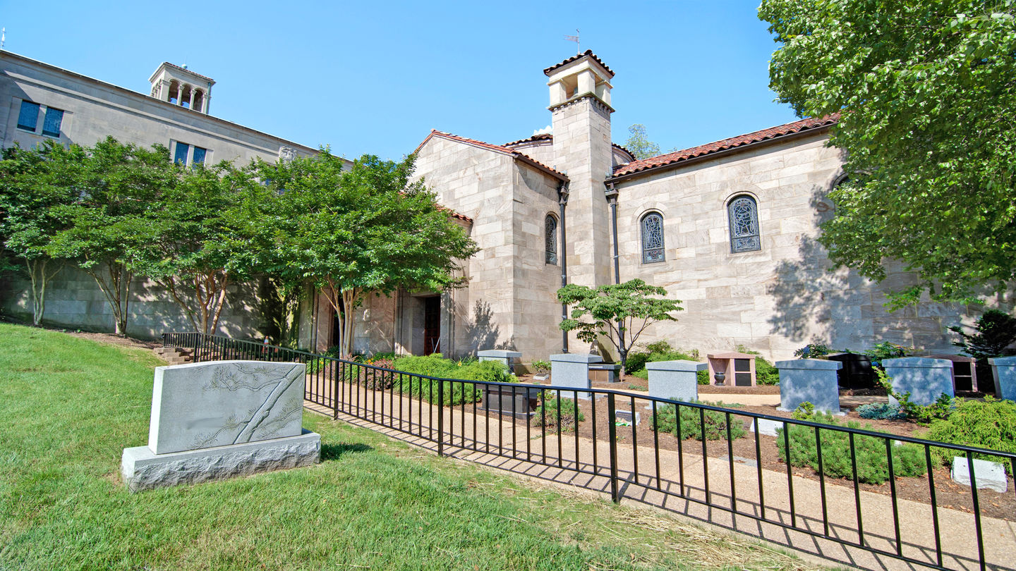 Exterior building at Fort Lincoln Cemetery