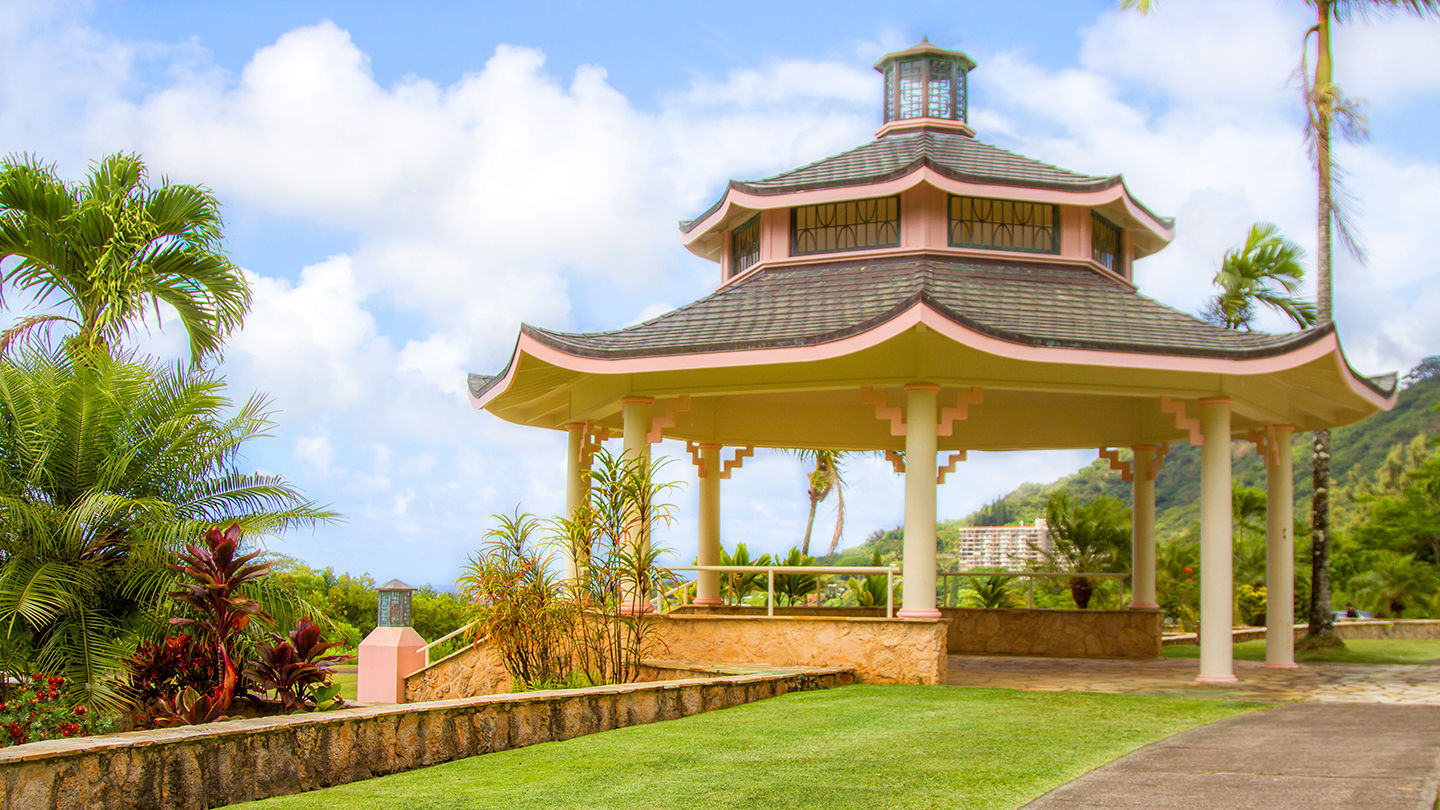 Oceanview Gazebo at Hawaiian Memorial Park 