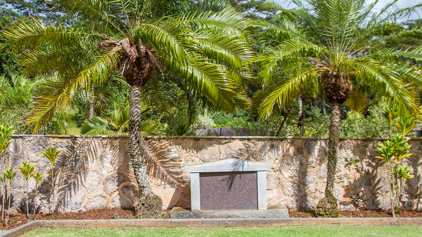 Private Family Estate in Oceanview Garden in Hawaiian Memorial Park Cemetery