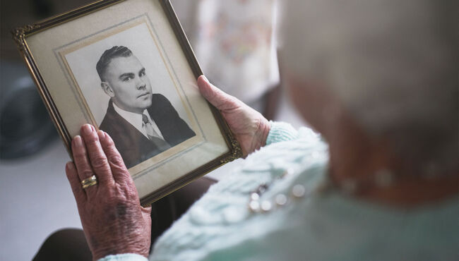 When a Loved One Dies: Coping Through a Time of Grief