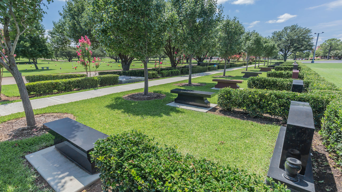Bluebonnet Hills Funeral Home & Memorial Park